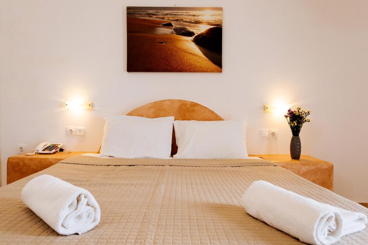 Nikos Hotel Karterádosz Kültér fotó
