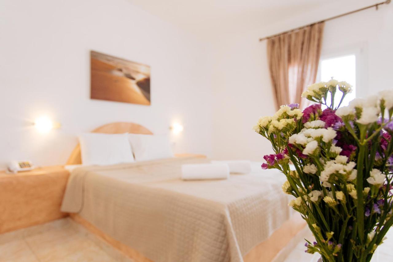 Nikos Hotel Karterádosz Kültér fotó