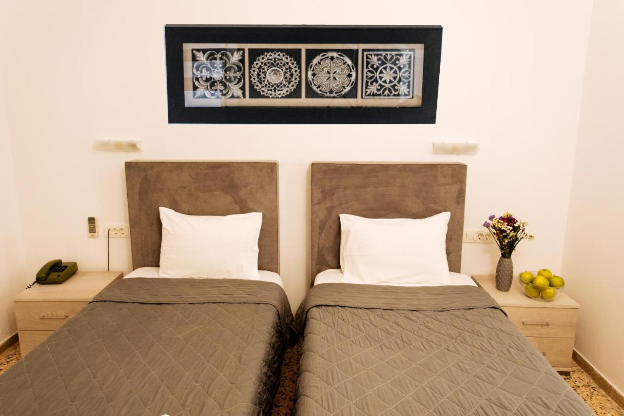 Nikos Hotel Karterádosz Kültér fotó