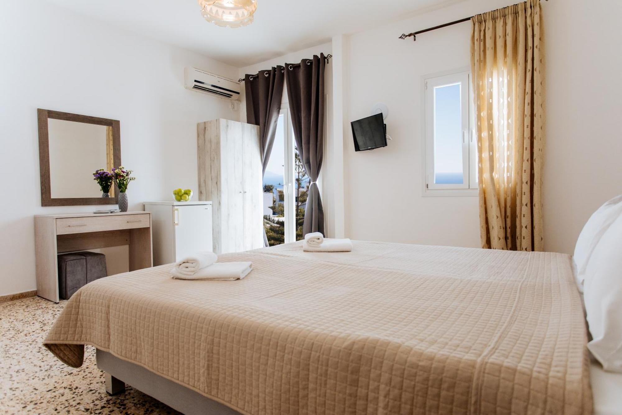 Nikos Hotel Karterádosz Kültér fotó